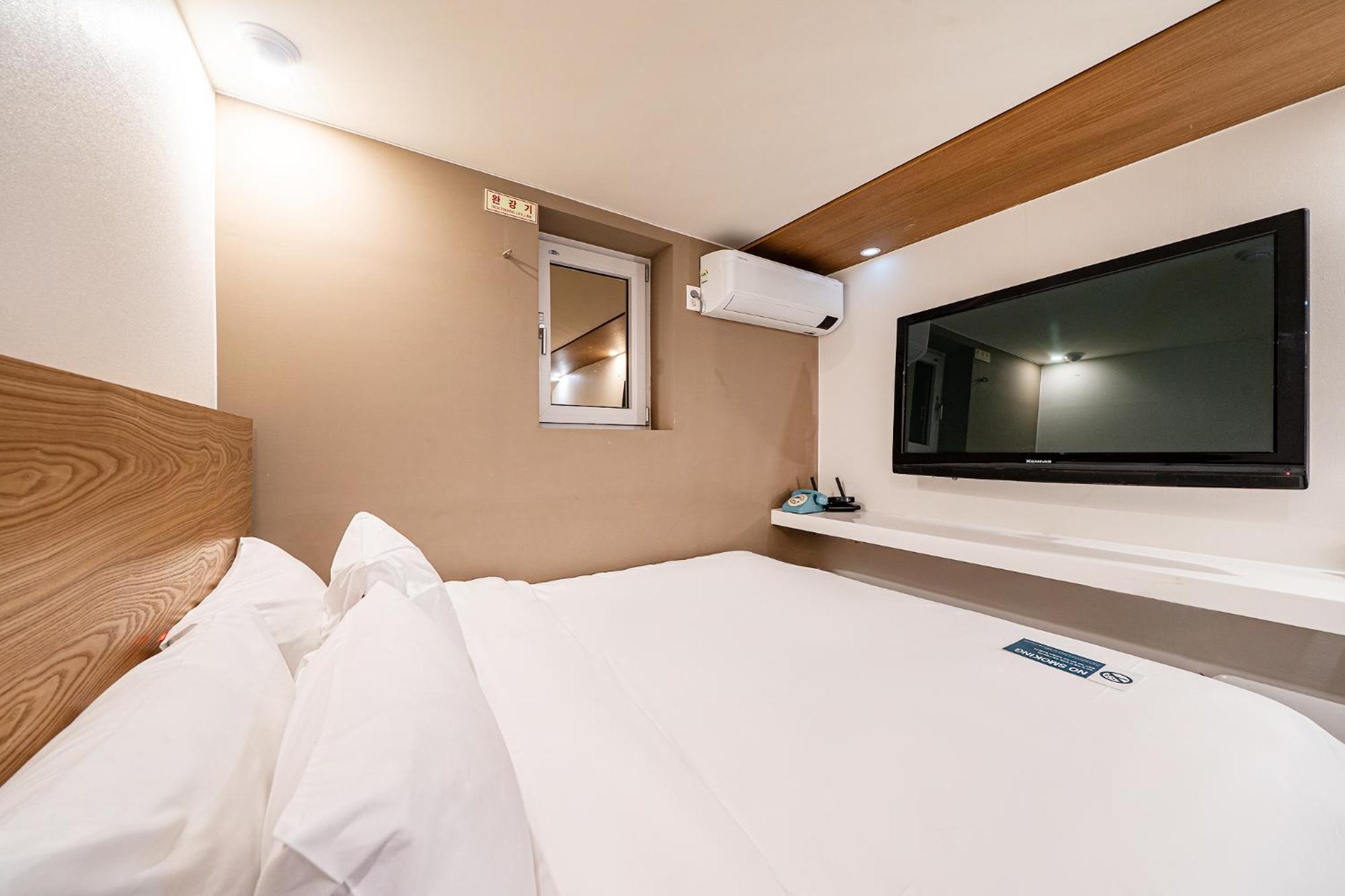 Simplestay Hotel In Jongno Seoul Exterior photo