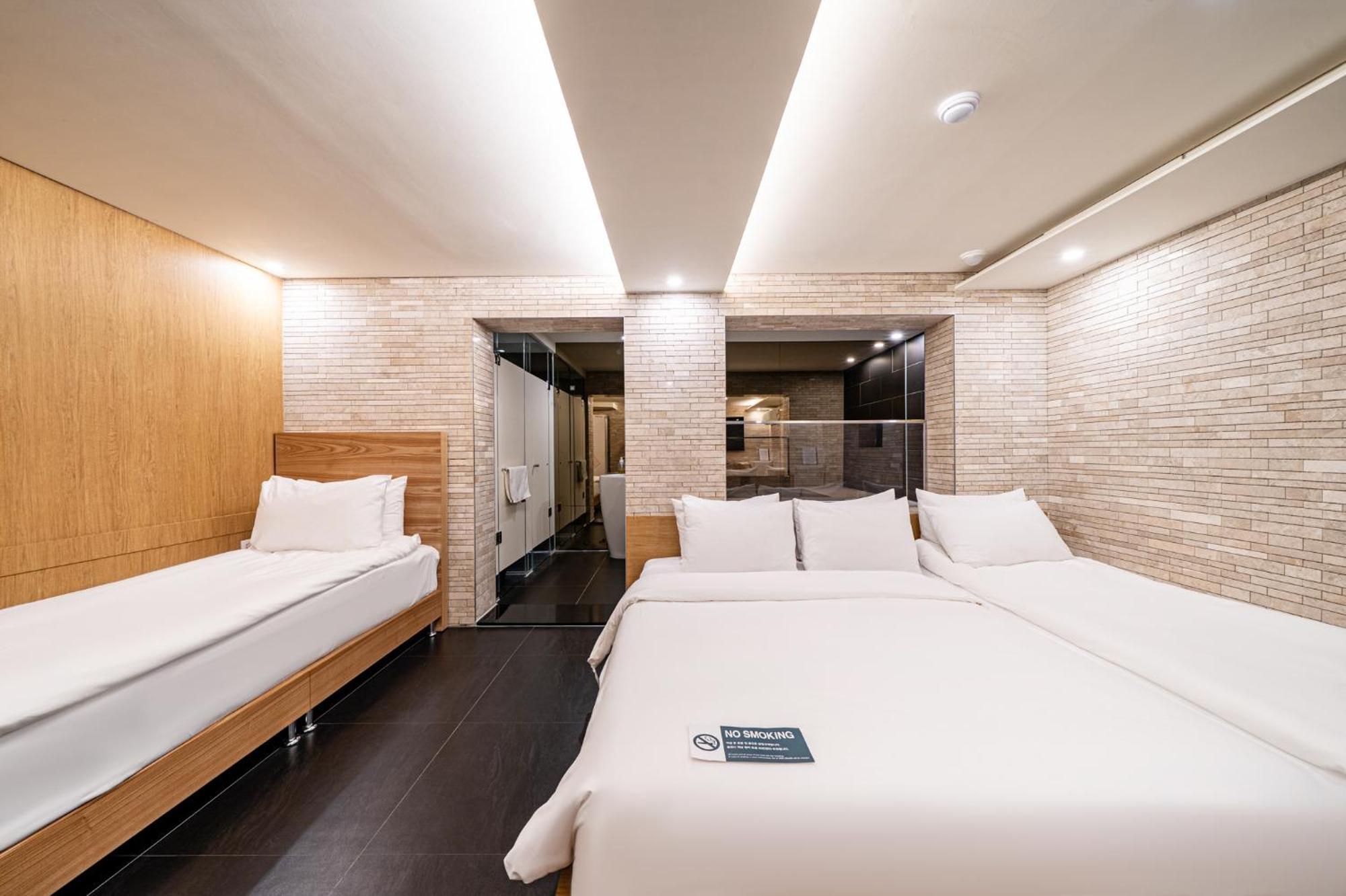 Simplestay Hotel In Jongno Seoul Exterior photo