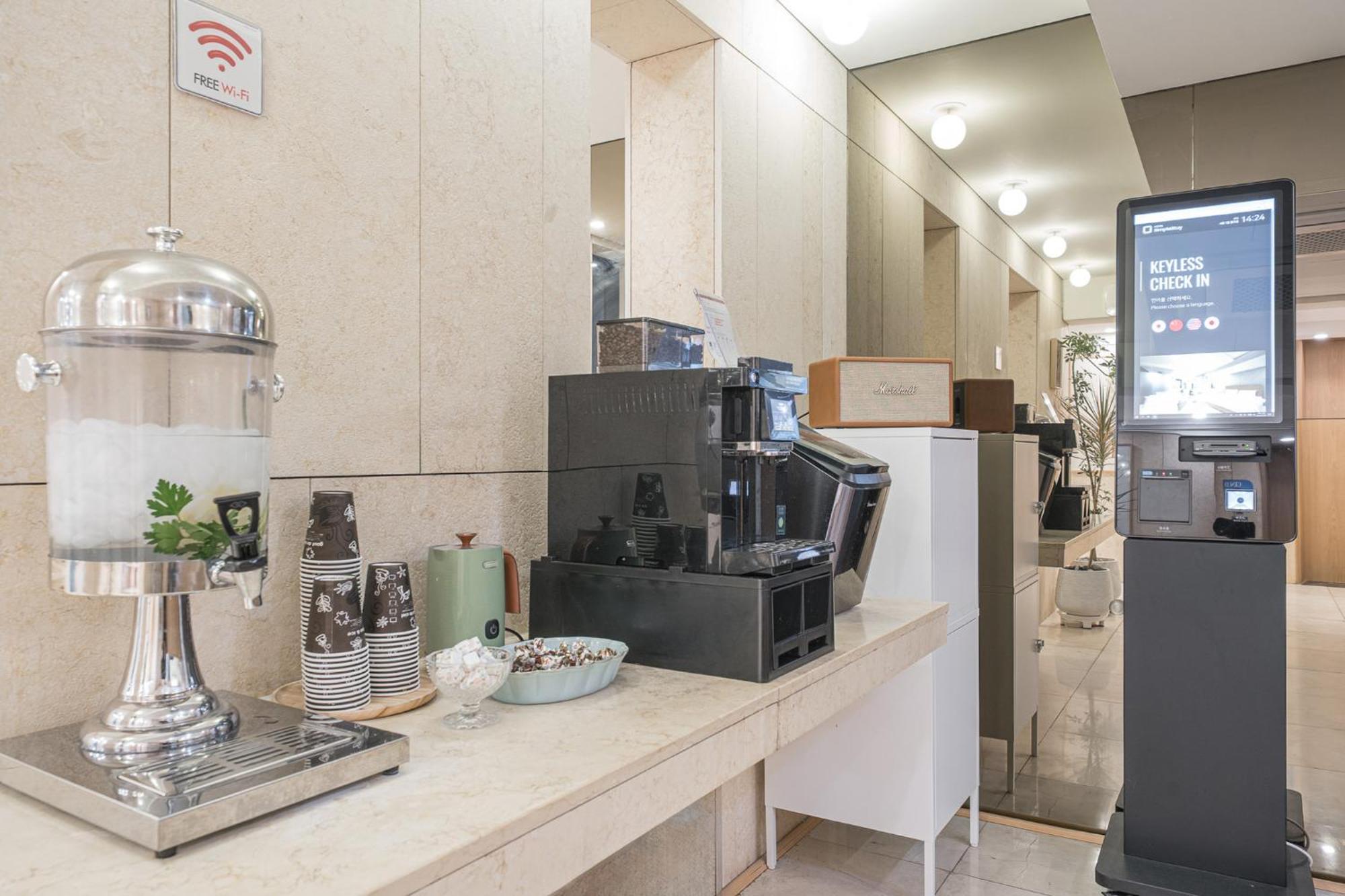 Simplestay Hotel In Jongno Seoul Exterior photo